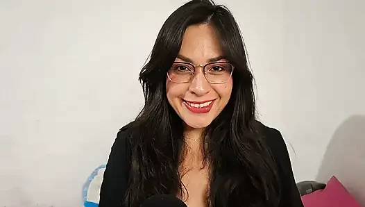 ASMR ROLLENSPIEL FLIRTY INTERVIEW