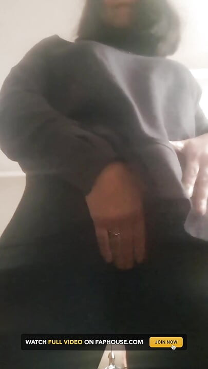 MILF Hairy Pussy