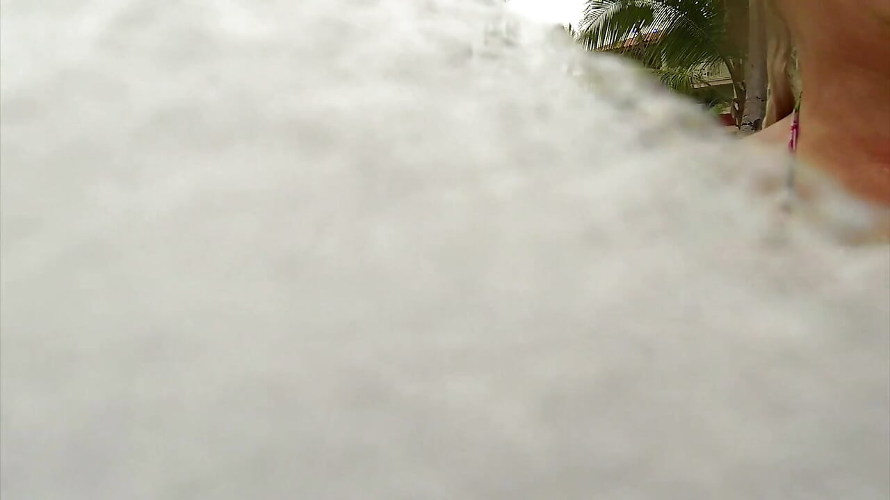 Frisch verheiratetes paar genießt in ihren flitterwochen mit ein paar sexspaß - 3 szenen in 1