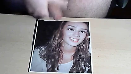 kristie18'e saygı duruşu
