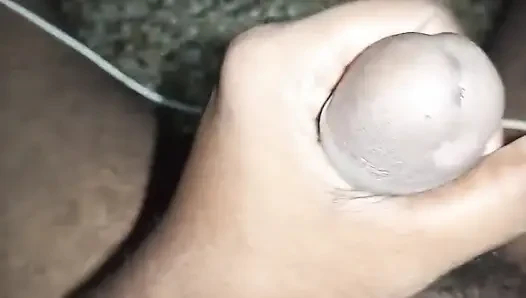 Baldızım Hintli desi yarağımı öperek emiyor
