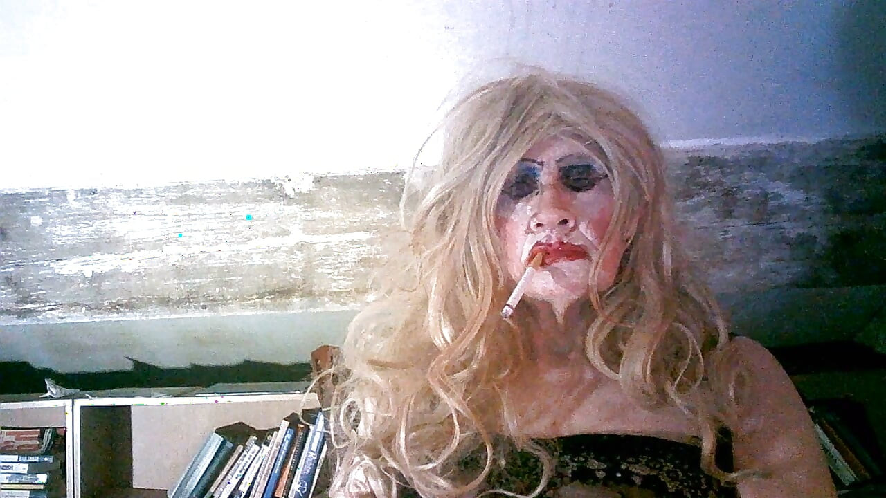 Old fuckpig cumslut  slag Sarah smoking like  the trashy whore she is