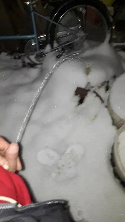 Hard tied pissing