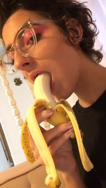 Banana blowjob