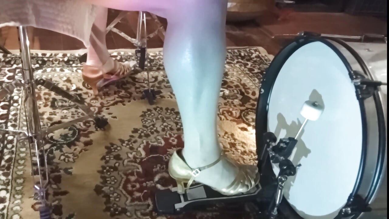 Practice Pedal Pumping Drums Set