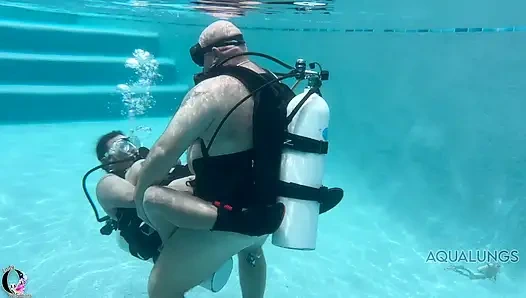 Ngentot scuba bagian 2