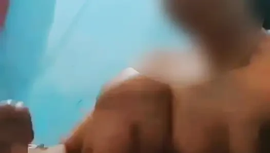 Menantu dan mertua melakukan hubungan seksual