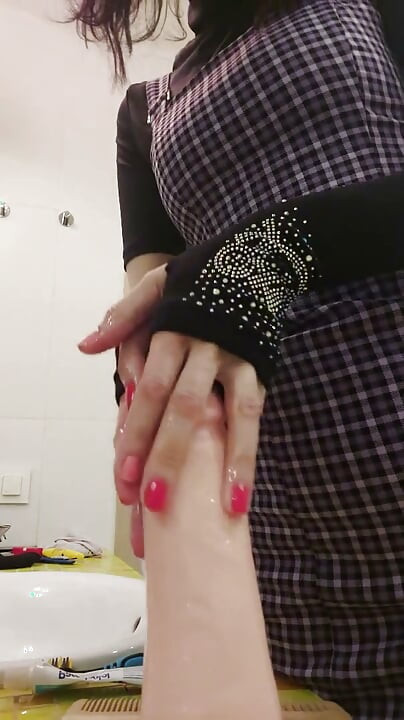Milking That Dildo - Sexy MILF Ginnagg