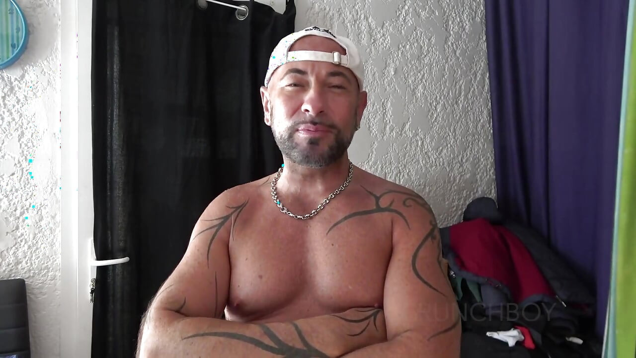 2214 Slut From Paris Fucked Raw by Straigth Boy Curious Innicoent