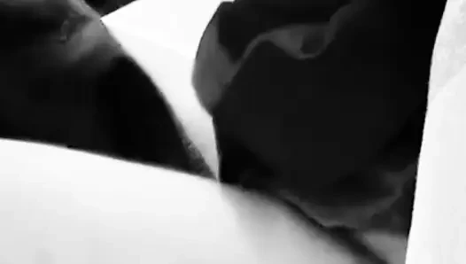 Küçük üvey kız kardeş üvey erkek kardeşi gibi seks oluyor