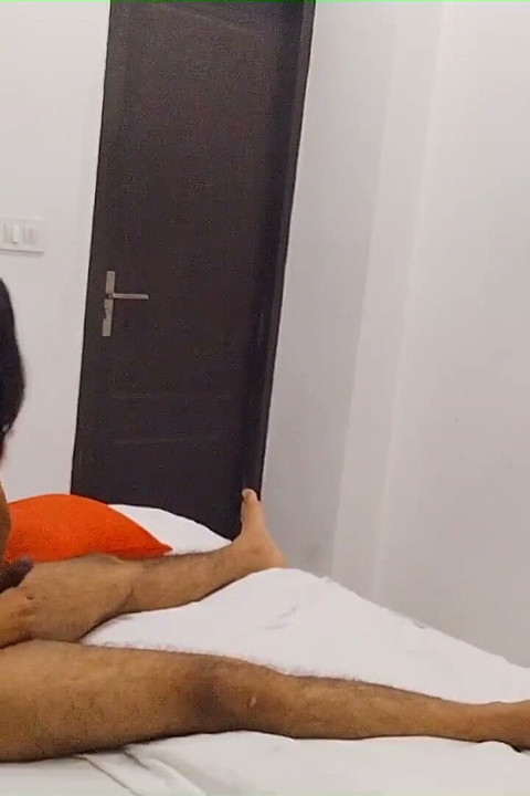 德西大学女友爱与欲望的大胆一面