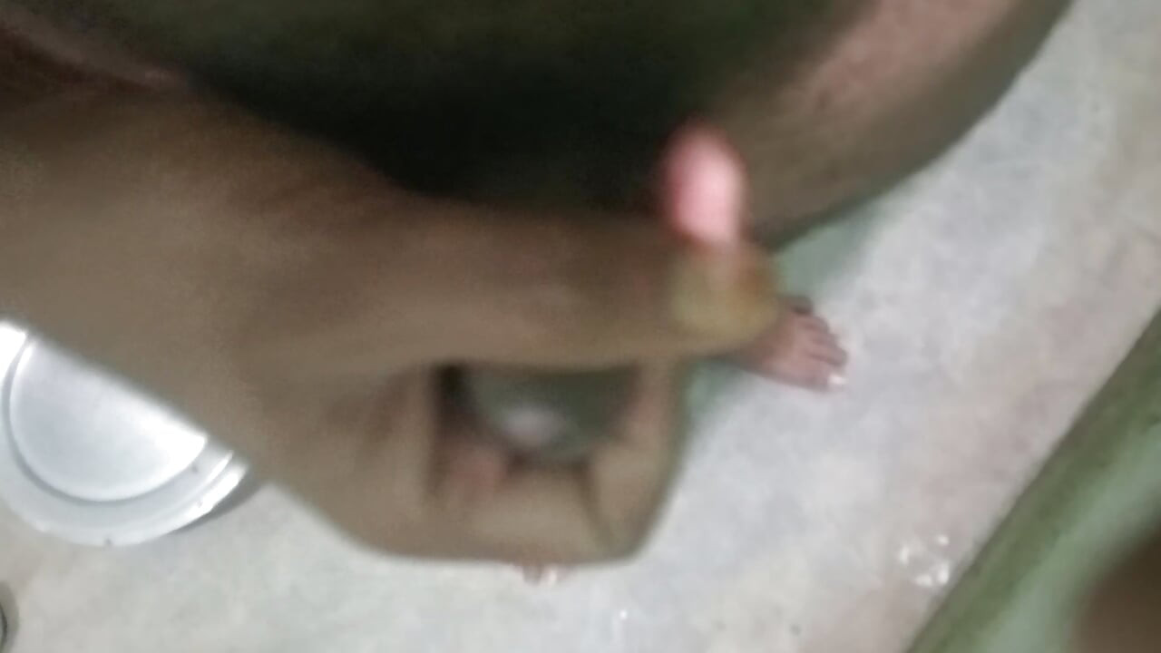 Muth mar kar Gira dya