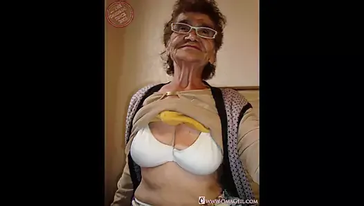 OmaGeiL Grannies Caught Being Sexually Active