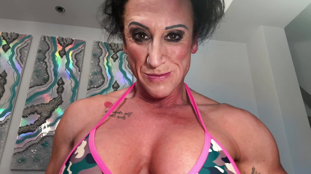 Kandys Crush:cuck Dinner Devour