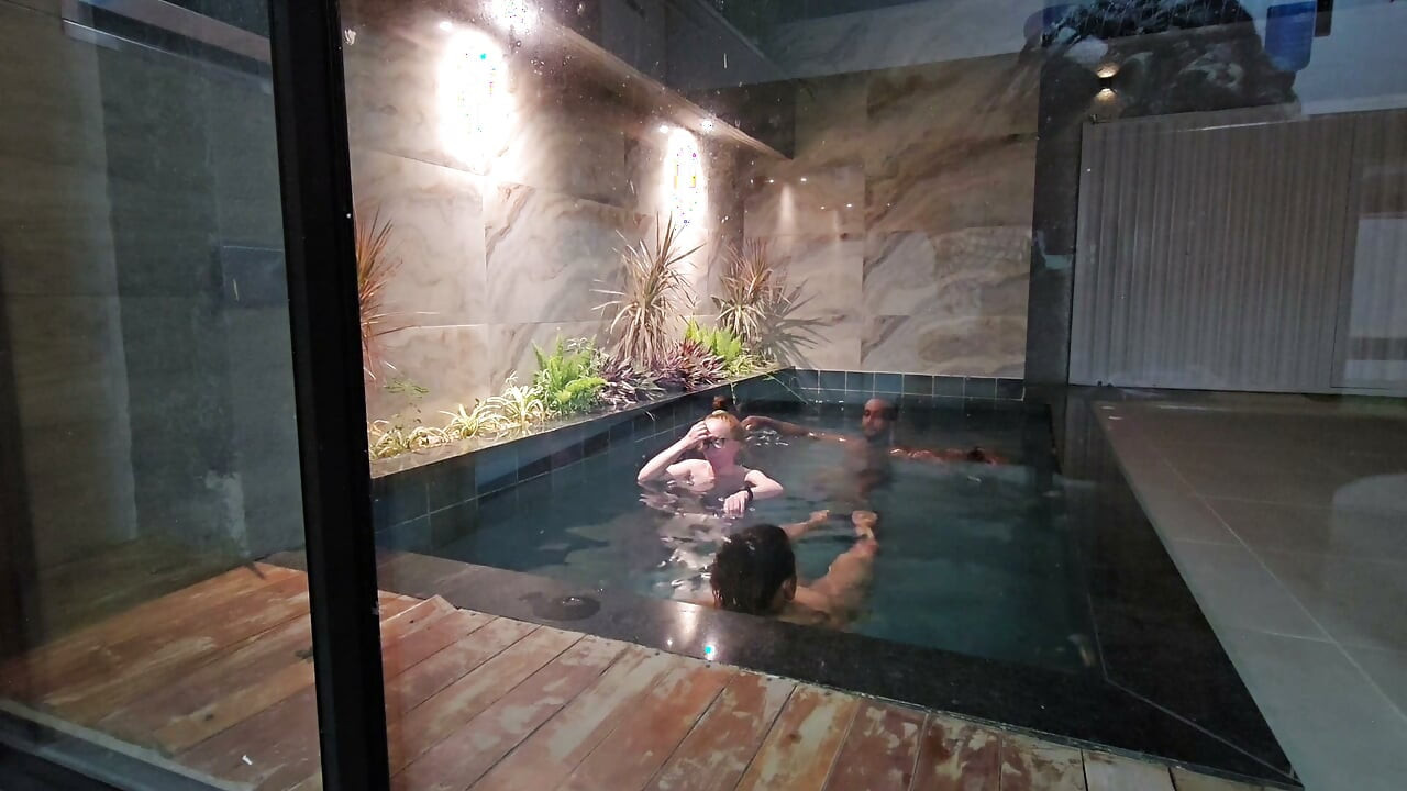 AFTER THE POOL BATH, THE FRIENDSHIP STORY ENDS IN SEX BETRAYING THE FRIEND'S TRUST BY GIVING IT TO HER HUSBAND