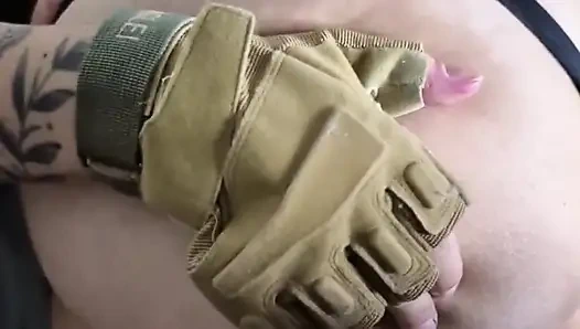 Ich habe ein Video mit meiner stiefschwester gepostet und Youtube hat es gelöscht, warum ist das?