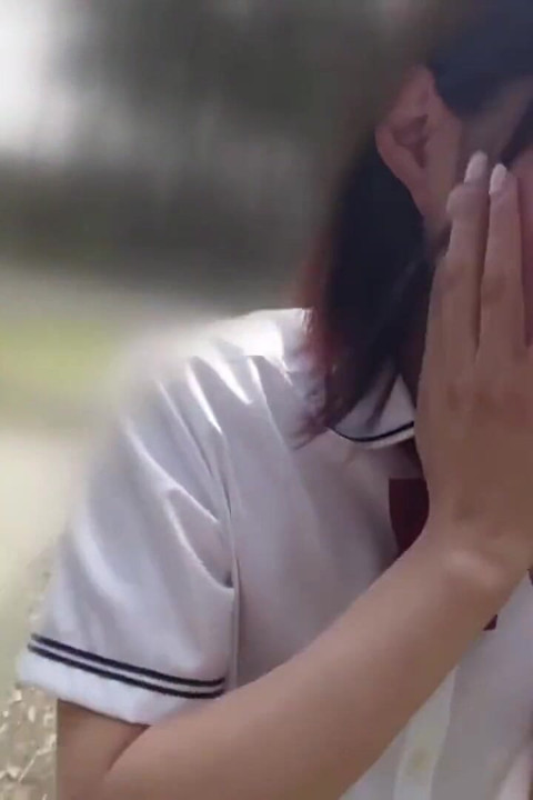 차밍 미녀. 장난꾸러기 미소의 장난기 넘치는 데이트 3부