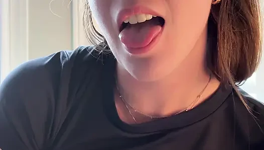 Hottie in Glasses Tells You How to Stroke!
