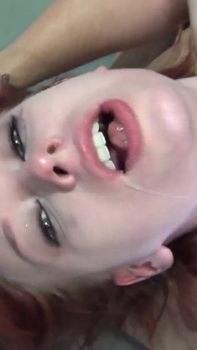 Captivating moment from "Notgeile Rothaarige bekommt massive Gesichtbesamung"