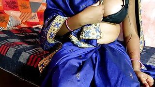 Desi aunty ki sexy story Hindi audio