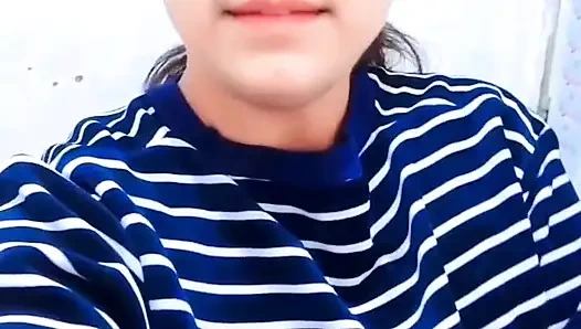 Hintli azgın kız kendini sokuyor xvideo viral mms