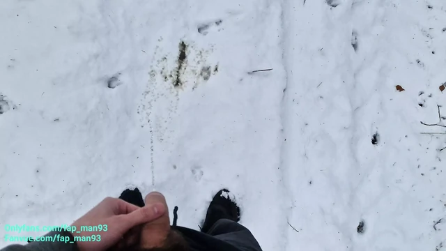 Я поменял первый снег года на желтый, писая 4K