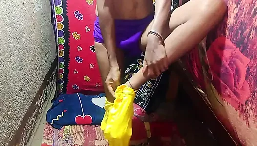 Горячая девушка 18+ видео