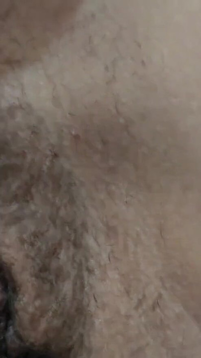 Memorabile momento dal "FIGLIASTRO PERVERTITO CHE SCHIZZA SULLA FIGA DELLA MATRIGNA"