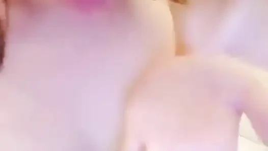Saliva-flowing Blowjob