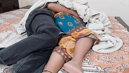 Üvey anne ve üvey oğlu tek yatak odasında