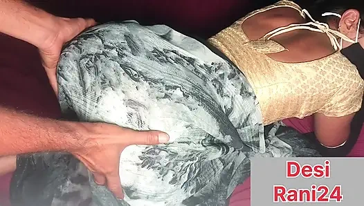 Seks gaya anjing kotor desi bhabhi dengan mantan pacarnya