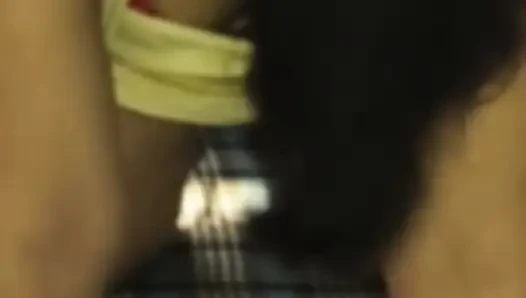 Latika büyük yarakla domalarak sikişiyor