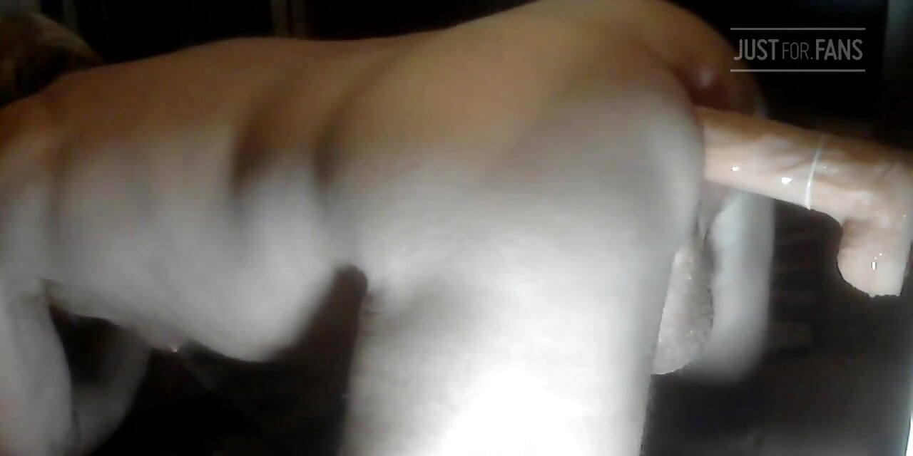 Dildo Play
