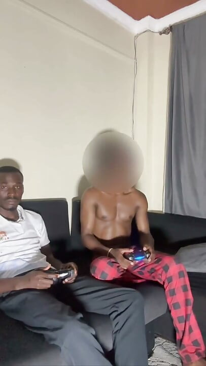 My Ugandan Friend Fucked with His Monster Cock When I Came to Play Video Game in His House