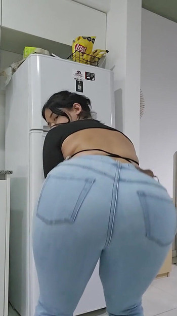 Венесуельська велика дупа дебютує в Аргентині