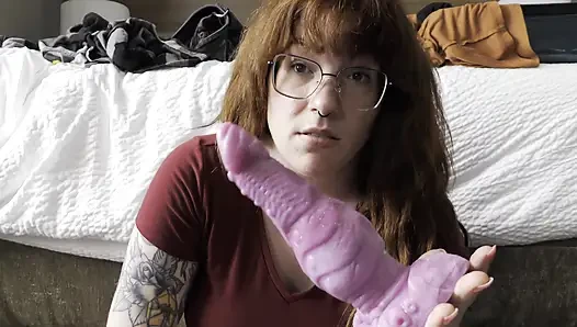 NSFW Review of Ridley the Xenogon From Bad Dragon