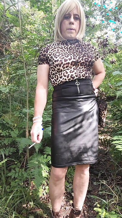 Holly ima ispupčenje suknje na području krstarenja