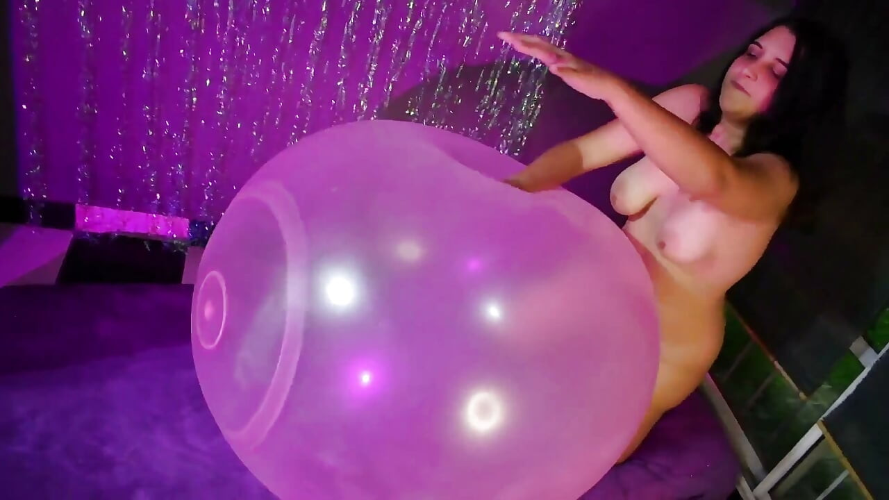 Naked and Riding Overinflated Wubble Ball - Round 3 - Bunny Looner