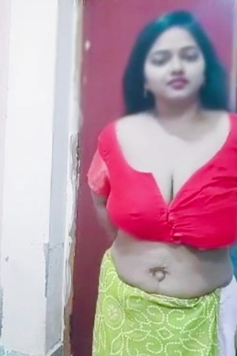 Aku ngasih hukuman sama pria pengantar barang yang mengintipku - video erotis tamil dengan erangan keras
