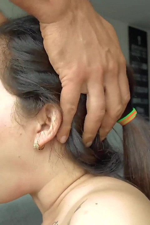 Esta latina tinha planos que seu namorado ficava ignorando. Quando eu a fodi na cara, ela decidiu que nada disso importava