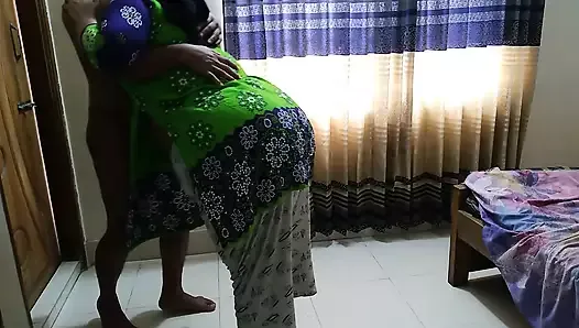 naukrani ko jabardasti chudai Malik Ke Beta - Indian BBW Hot Maid Fucked By Owner while sweeping room (Huge ass fuck)