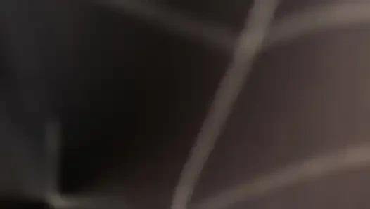 КОСПЛЕЙ-ДЕВУШКА SPIDERMAN ПРИМЕРЯЕТ ЕЕ КОСТЮМ И ДАЖЕ УЖАЛЯЕТСЯ, ПОКА ОН НЕ ВЫЙДЕТ В КИСКУ