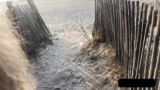 My Wife Luna Vacation Sex: Morning Beach Blowjob and Hardcore Anal
