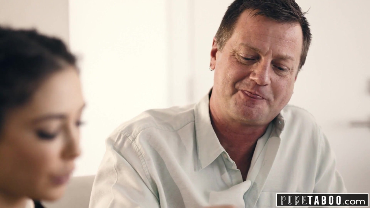 純粋なタブー-変態両親がティーンが交換された