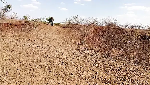 Ich nahm meine schwägerin in den dschungel, ich war am Rande der Dschungelstraße, schwägerin sagte, geh nach hause und traf meinen arsch, bruder,