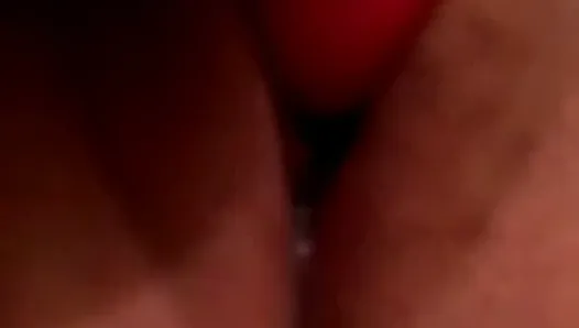 Amateur girlfriend cums using vibrator very wet pussy
