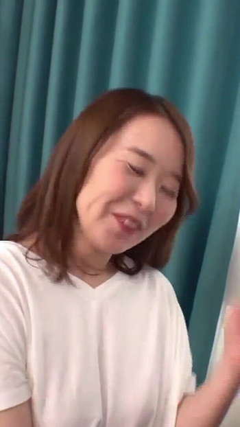 Miori - A Forty-Year-Old Wife Who Wants To Feel A Forgotten Pleasure. A Sexual Experience She Once Forgot | Clip 1