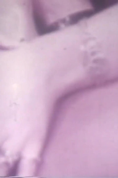 عاهرة تأكل البظر