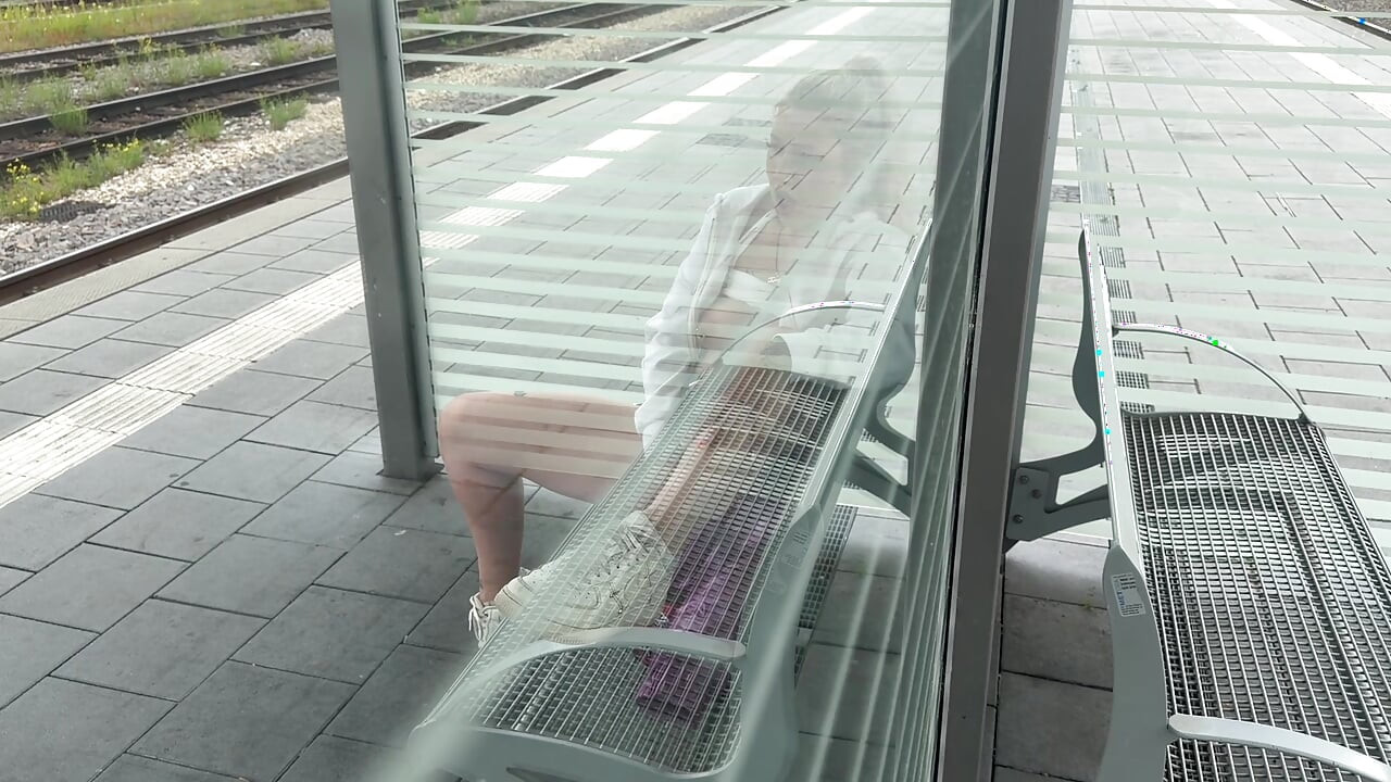 Horny slut makes it on the train track