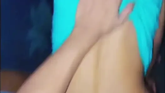 Memek cewek sange ini dijilat dan dientot gaya doggy habis-habisan - close up